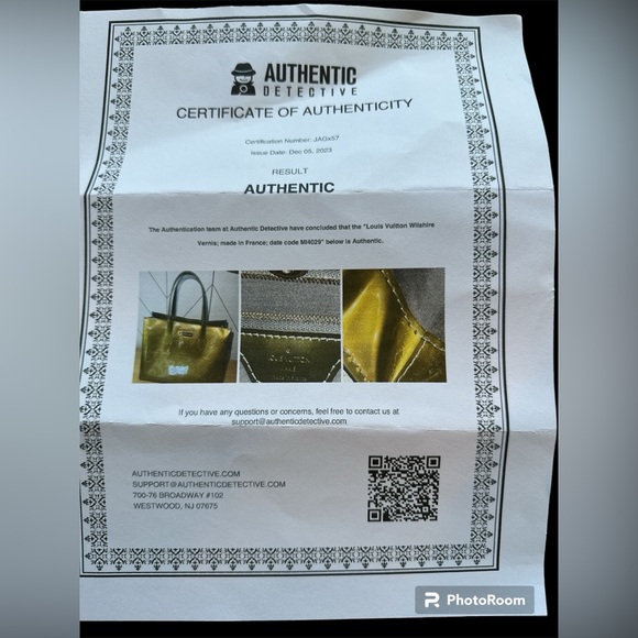 LOUIS VUITTON Green Vernis bag! Like new! - Picture 10 of 10